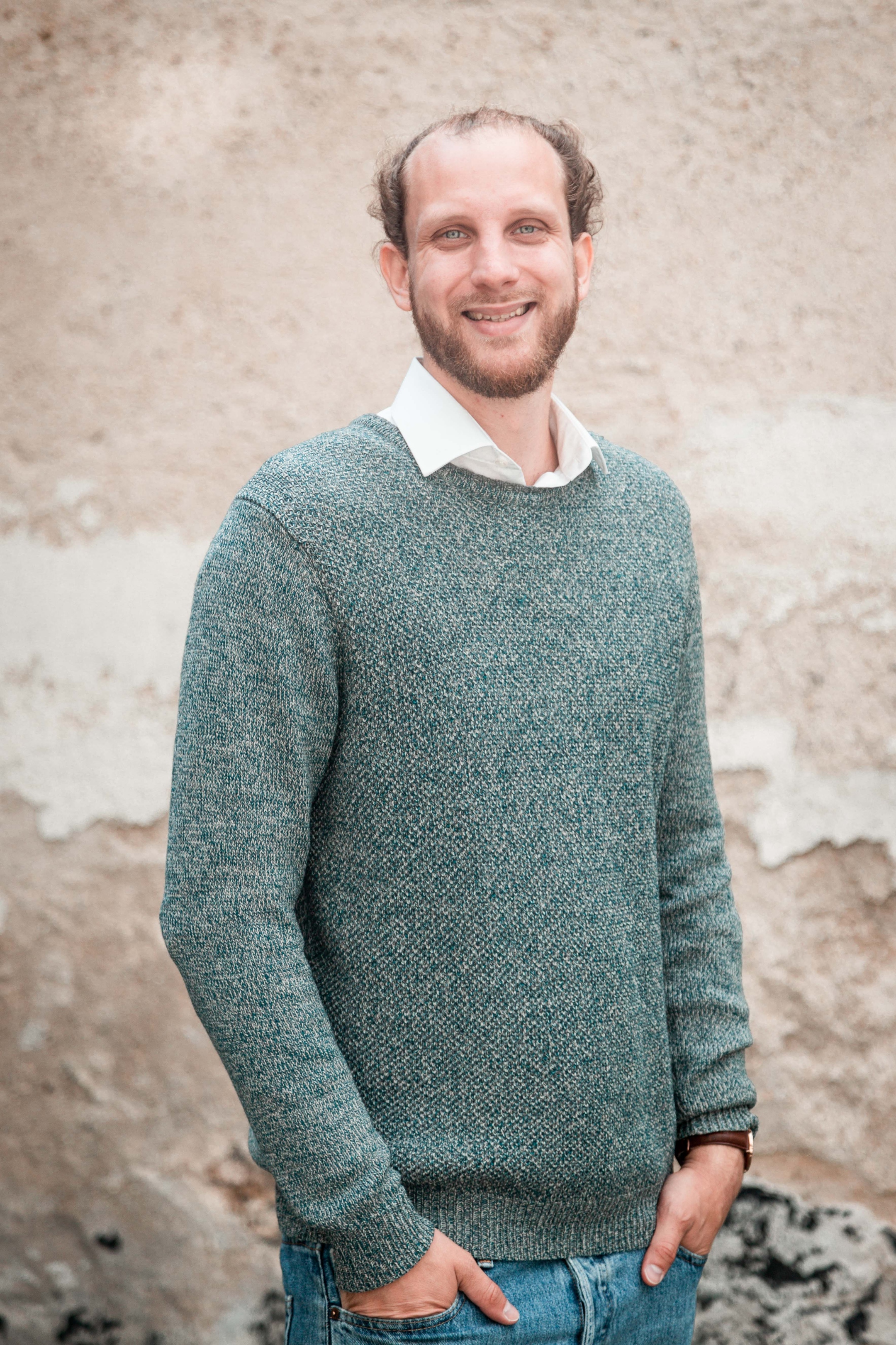 Porträtfoto eines Referenten für gewaltfreie Kommunikation, Valentin Dinges